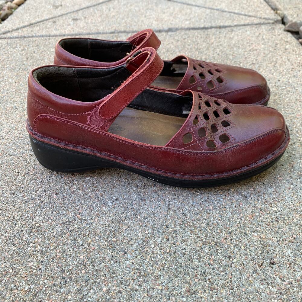 Naot Leather Mary Jane Shoes Women's Size 38